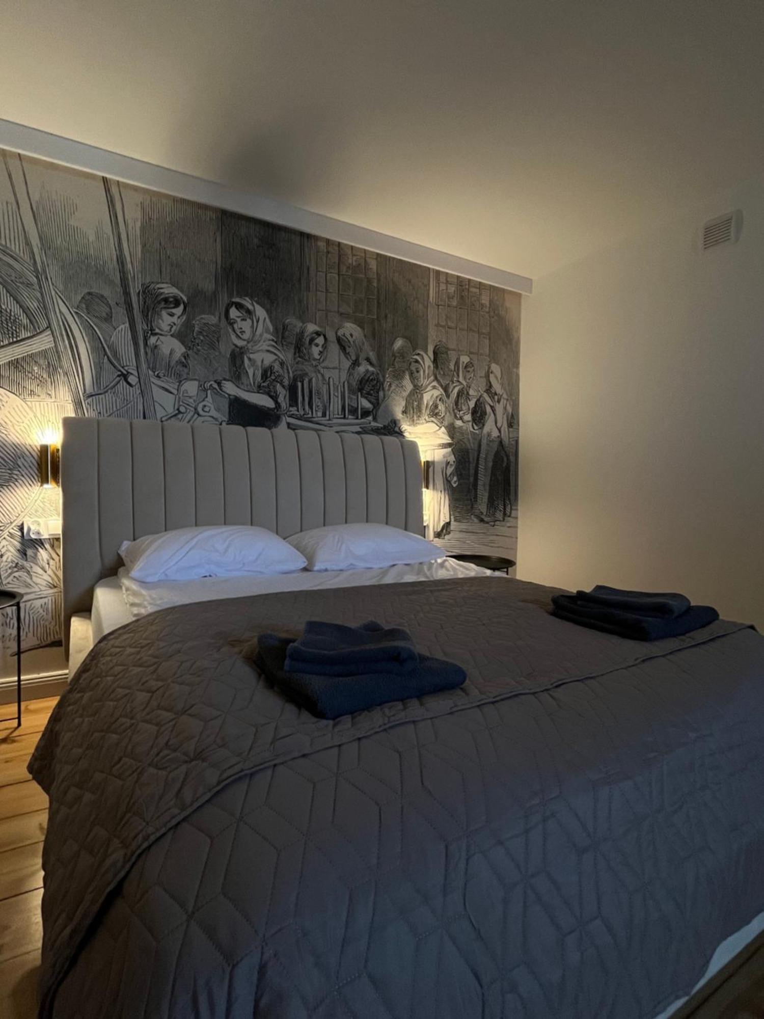 Brickller Apartments By Letrent Zyrardow Bagian luar foto